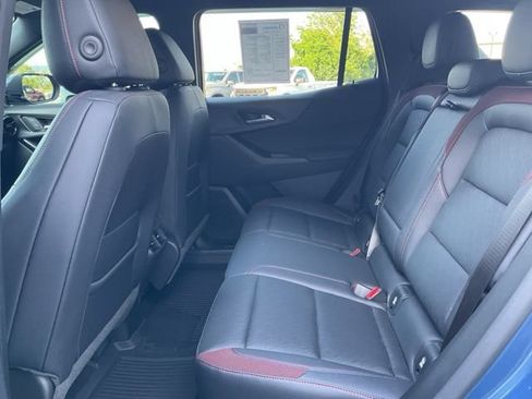 Used 2025 Chevrolet Equinox RS w/ Convenience Package III AWD/4WD image 8