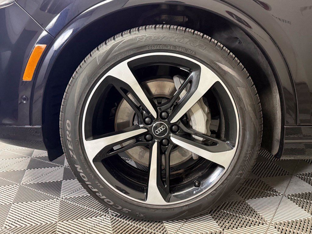 Used 2019 Audi Q7 3.0T Premium Plus AWD/4WD image 7