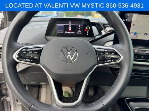 Used 2023 Volkswagen ID.4 Pro S AWD/4WD image 9