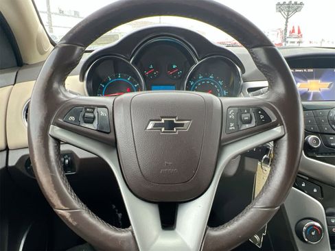 Used 2011 Chevrolet Cruze LTZ image 22
