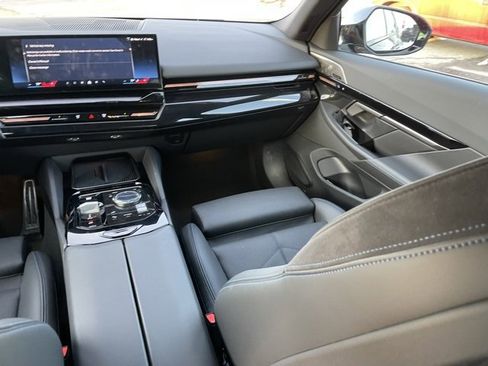 Certified 2026 BMW 530i xDrive w/ M Sport Package image 10