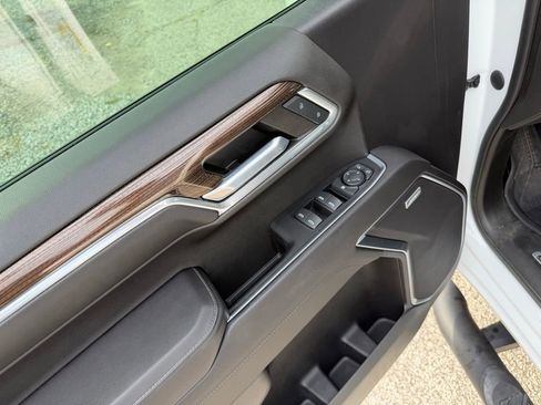 Used 2022 Chevrolet Silverado 1500 RST w/ Redline Edition image 24