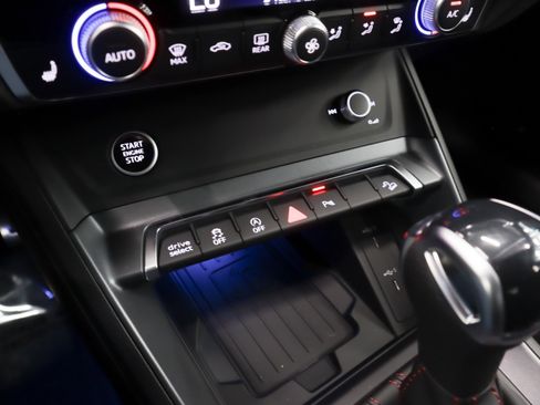 New 2025 Audi Q3 2.0T Premium Plus image 23