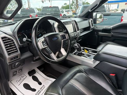 Used 2020 Ford F150 Platinum w/ Equipment Group 701A Luxury image 17