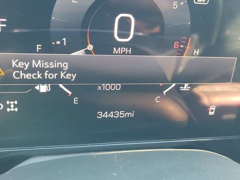 Certified 2025 GMC Yukon Denali AWD/4WD image 33