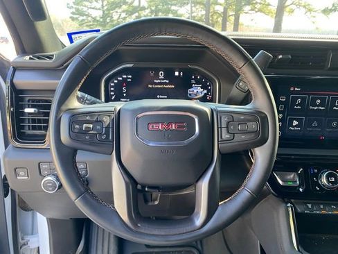 Used 2024 GMC Sierra 2500 AT4 w/ AT4 Preferred Package AWD/4WD image 24