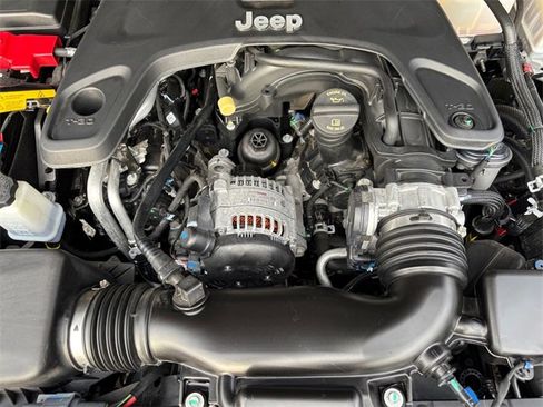 Used 2021 Jeep Gladiator Mojave w/ Trailer Tow Package image 28