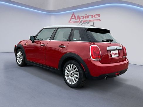 Used 2015 MINI Cooper 4-Door Hardtop image 3