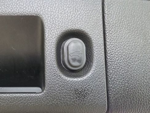 Used 2020 Chevrolet Tahoe Premier AWD/4WD image 34