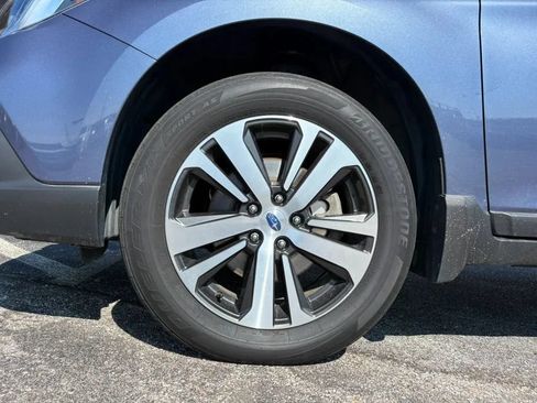 Used 2018 Subaru Outback 2.5i Limited AWD/4WD image 25
