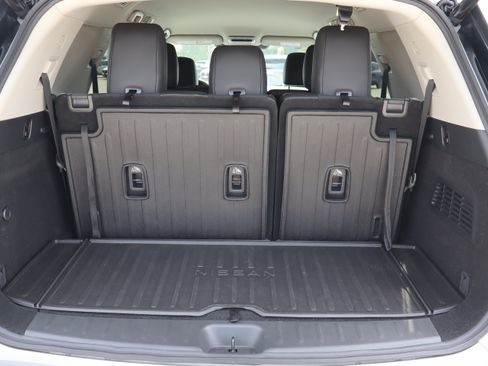 Used 2025 Nissan Pathfinder SL w/ Cargo Package AWD/4WD image 25