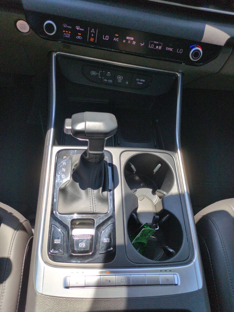 Certified 2025 Kia Carnival EX FWD image 22