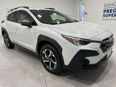 Certified 2025 Subaru Crosstrek 2.0i Premium AWD/4WD image 2