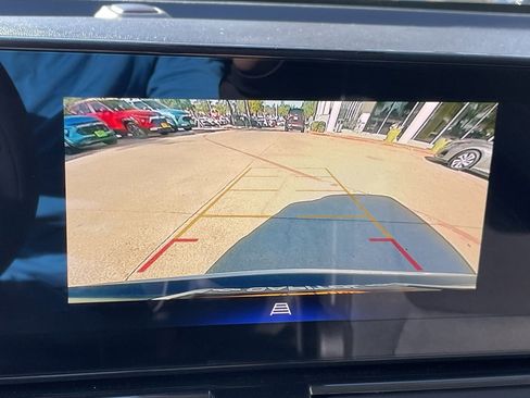 Used 2025 Chevrolet TrailBlazer LT image 18