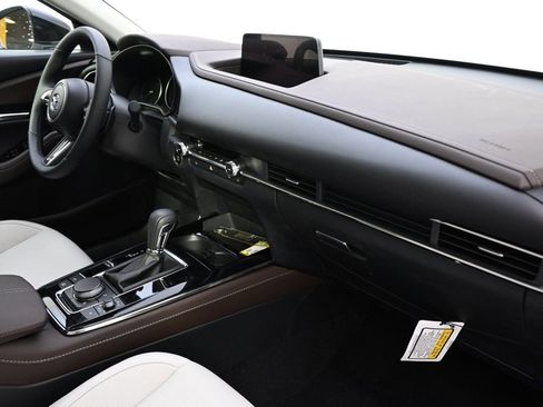 New 2025 MAZDA CX-30 2.5 Turbo w/ Premium Package image 15