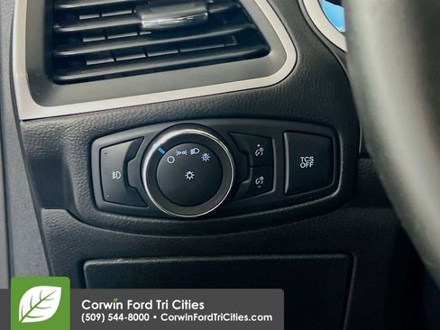 Used 2019 Ford Edge SEL w/ Equipment Group 201A image 20