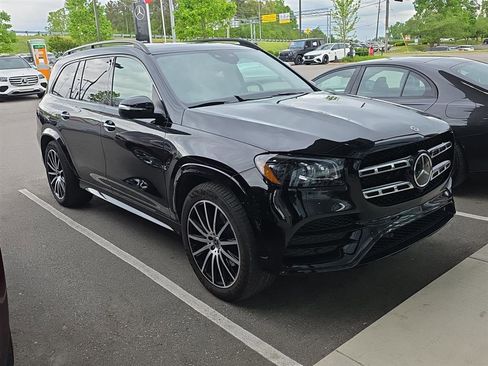 Used 2023 Mercedes-Benz GLS 450 4MATIC image 1