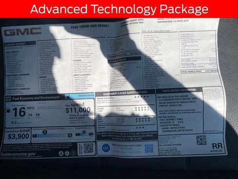Used 2026 GMC Yukon Denali w/ Denali Reserve Package AWD/4WD image 7