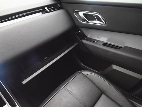 Used 2025 Land Rover Range Rover Velar S image 16