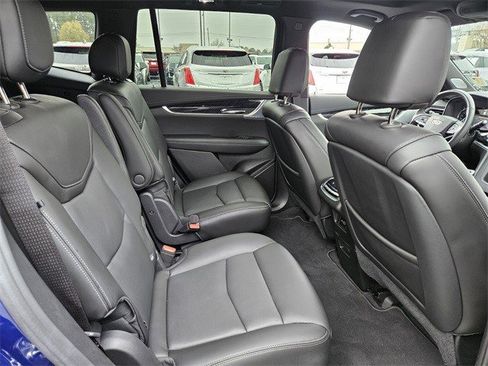 Certified 2025 Cadillac XT6 Premium Luxury image 17