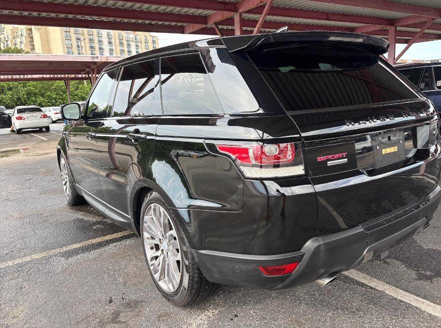 Used 2017 Land Rover Range Rover Sport AWD/4WD image 2