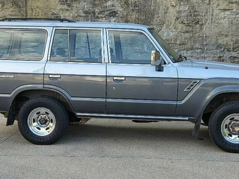 Used 1988 Toyota Land Cruiser AWD/4WD image 2