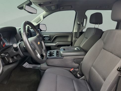 Used 2018 Chevrolet Silverado 1500 LT w/ LT Eassist Package AWD/4WD image 13