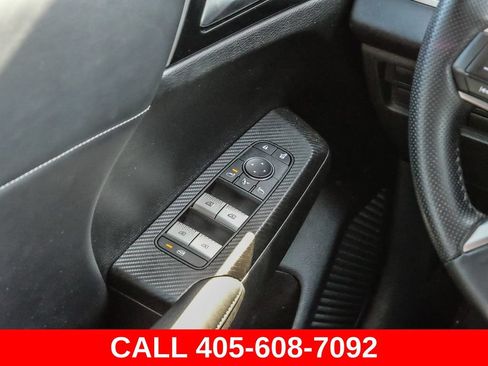 Used 2024 Mitsubishi Outlander SE FWD image 29