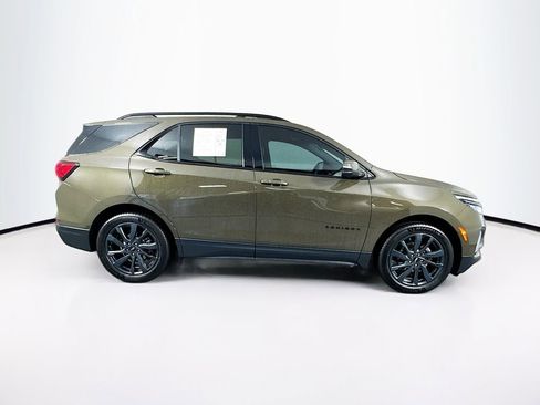 Used 2023 Chevrolet Equinox RS w/ RS Leather Package FWD image 11
