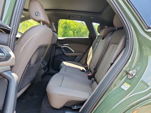 Certified 2025 Audi Q5 Premium w/ Convenience Package AWD/4WD image 16
