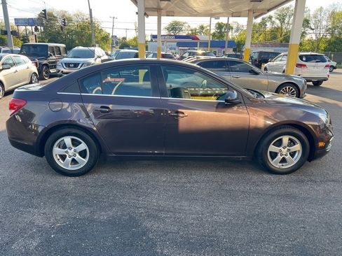 Used 2015 Chevrolet Cruze LT FWD image 13