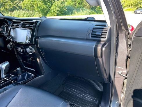 Used 2023 Toyota 4Runner TRD Off-Road Premium w/ Off Road Premium Plus Package AWD/4WD image 13