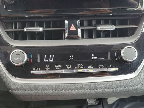 Used 2024 Toyota Corolla XSE image 14