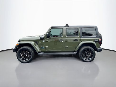 Used 2022 Jeep Wrangler Unlimited Sahara image 10