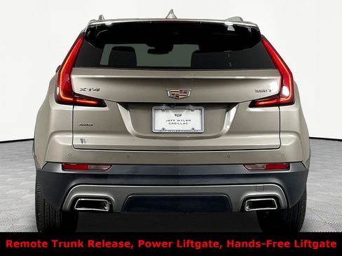 Used 2023 Cadillac XT4 Premium Luxury AWD/4WD image 5