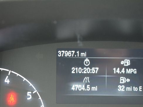 Used 2023 Ford Transit 350 XLT image 13