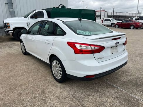 Used 2013 Ford Focus SE w/ Super Fuel Economy (SFE) Pkg FWD image 7