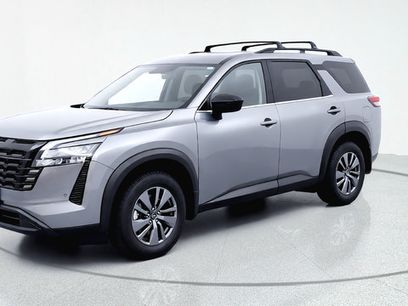 Certified 2026 Nissan Pathfinder SV