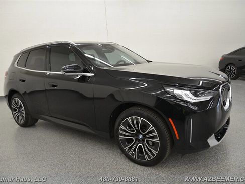 Used 2025 BMW X3 xDrive30i w/ Premium Package image 7