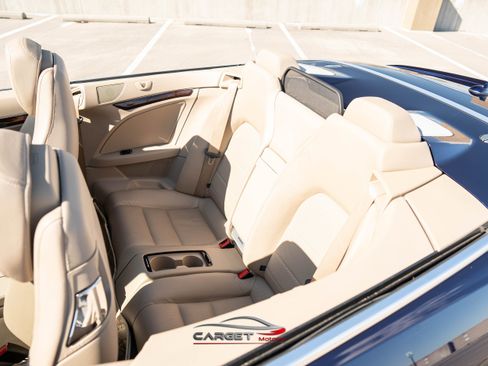 Used 2011 Mercedes-Benz E 350 Cabriolet image 19