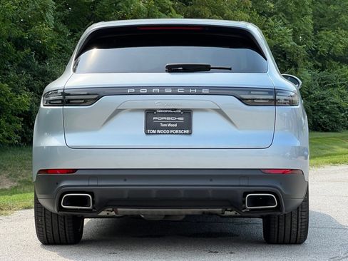 Certified 2023 Porsche Cayenne AWD/4WD image 8