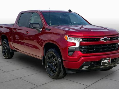 Used 2024 Chevrolet Silverado 1500 RST AWD/4WD image 3