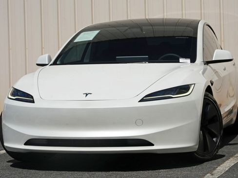 Used 2024 Tesla Model 3 Long Range AWD/4WD image 3