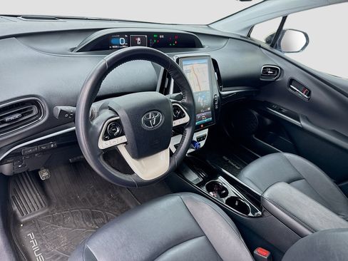 Used 2019 Toyota Prius Prime Advanced FWD image 7