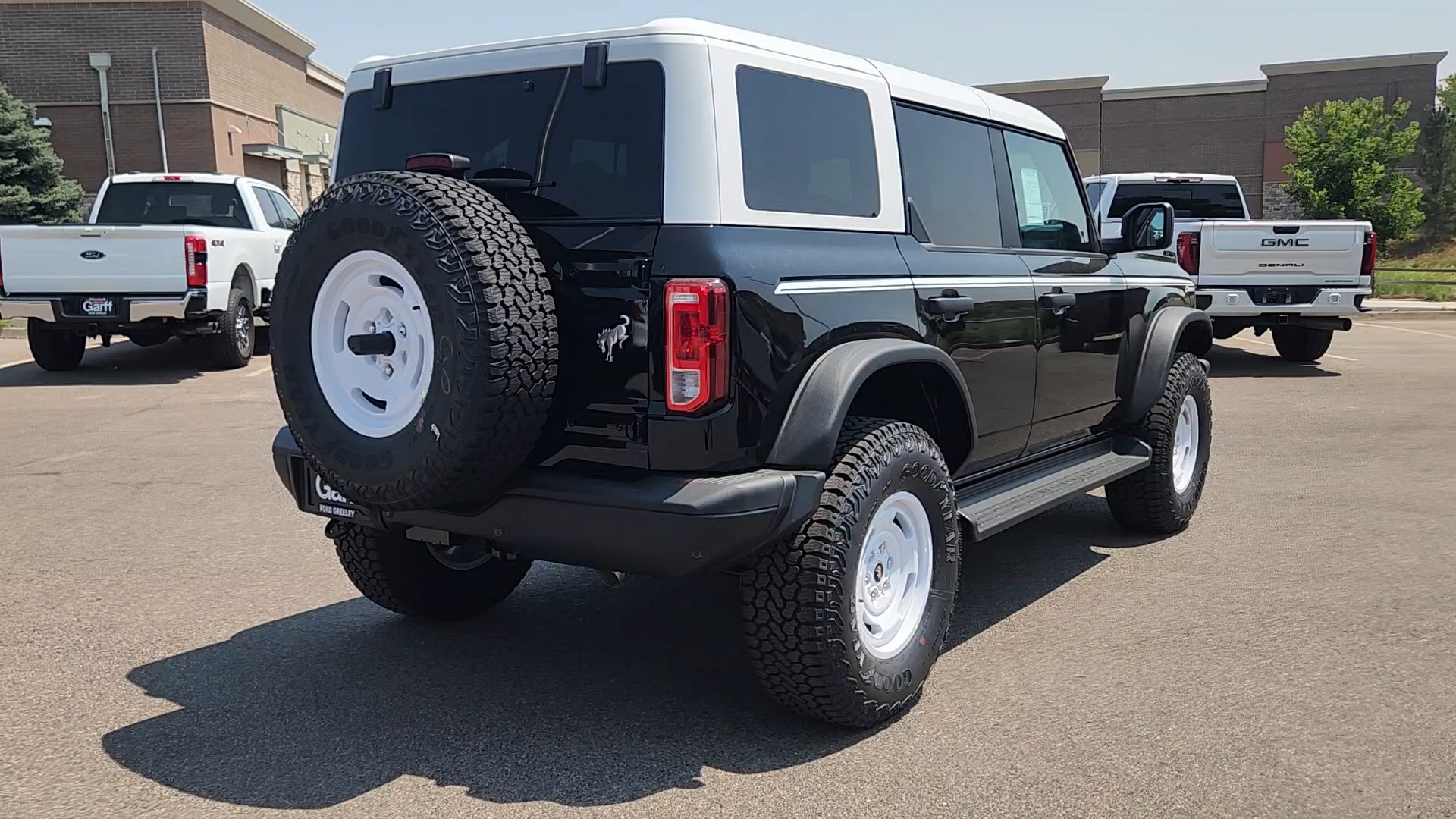 New 2026 Ford Bronco Heritage Edition AWD/4WD image 9