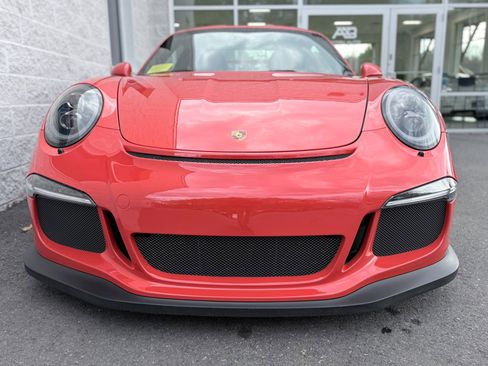 Used 2016 Porsche 911 GT3 RS image 8