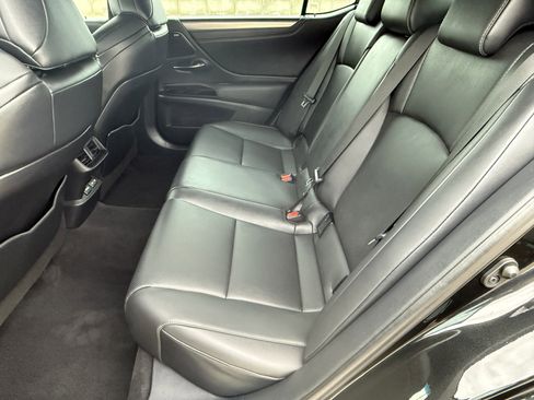 Certified 2024 Lexus ES 350 F Sport w/ Accessory Package (Z2) image 29