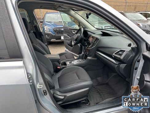 Certified 2023 Subaru Forester Premium image 28