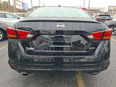 Used 2024 Nissan Altima 2.5 SV w/ SV Premium Package