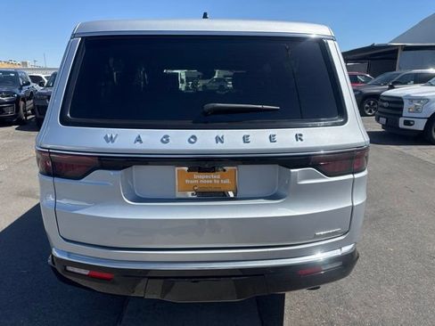 Certified 2024 Jeep Wagoneer L Series II RWD image 4